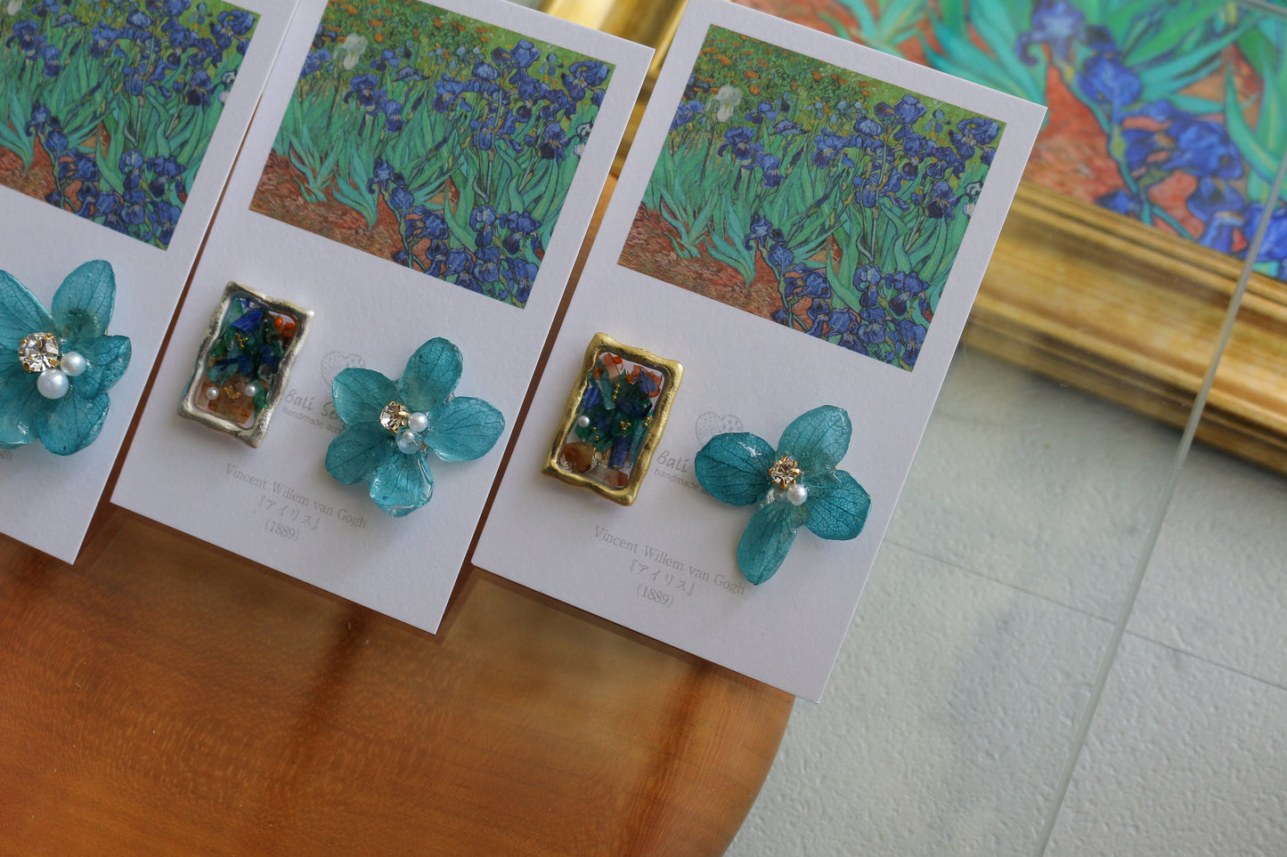 Gogh Inspired Flower and Medallion No.3 イヤリング Clip-on アイリス