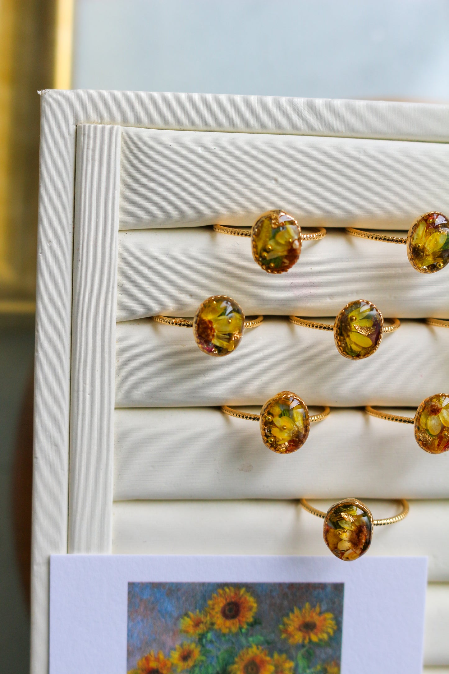 Claude Monet's Sunflowers Ring No.1 - ひまわり