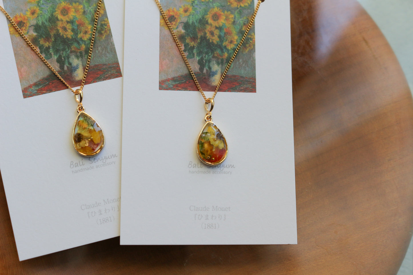 Claude Monet's Sunflowers Inspired Necklace - ひまわり