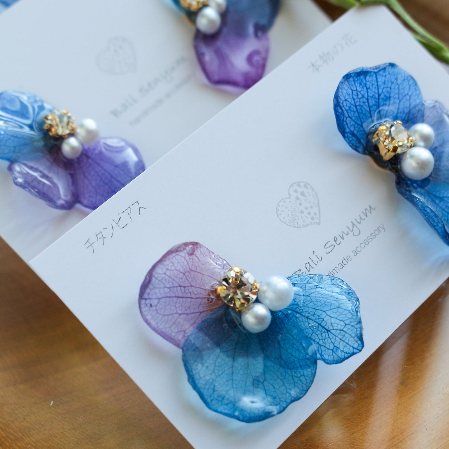 Hydrangea Wing No.106- Titanium Pierce(ピアス)