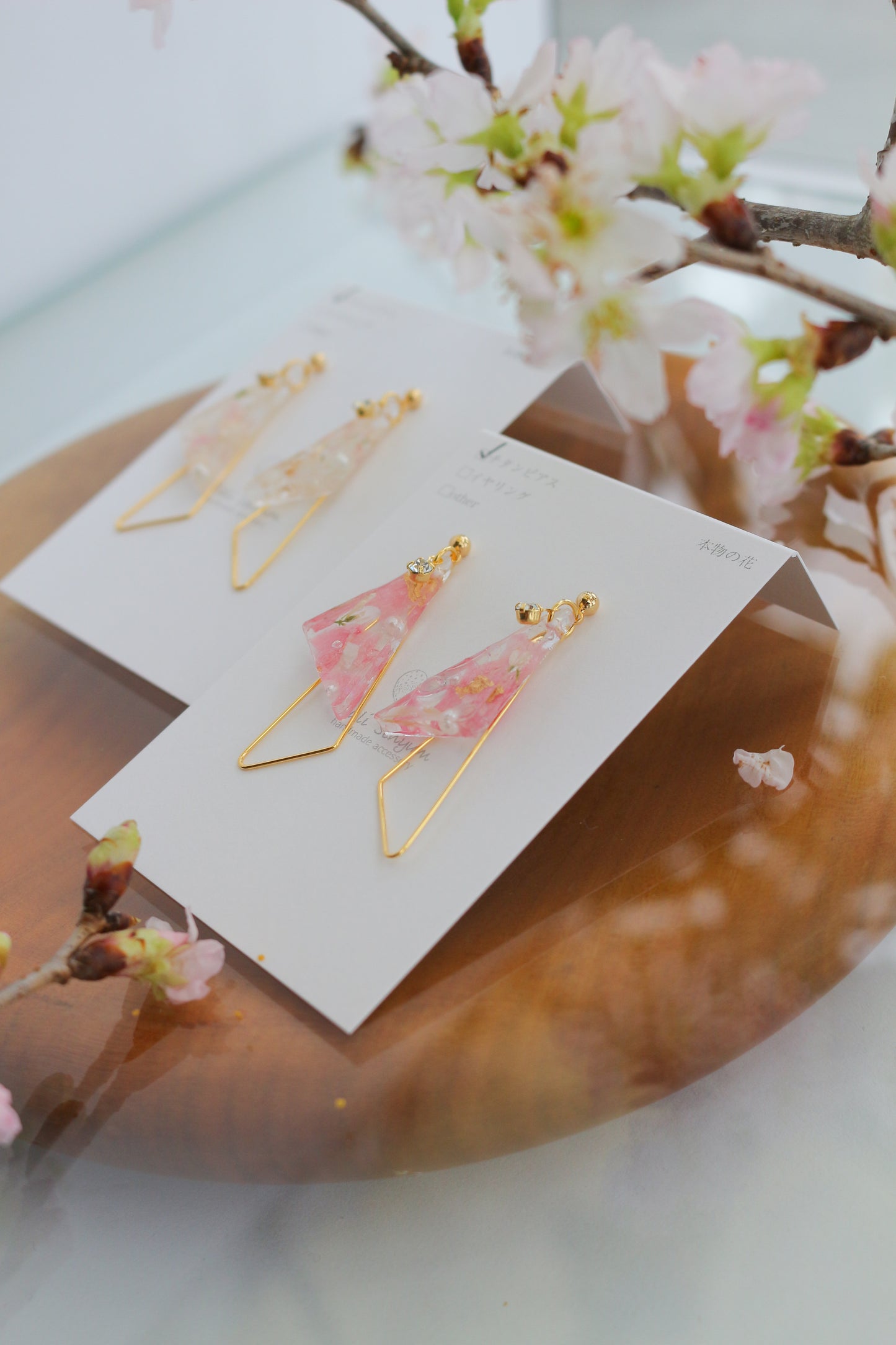 Triangular Floral Earrings With Someiyoshino #S014