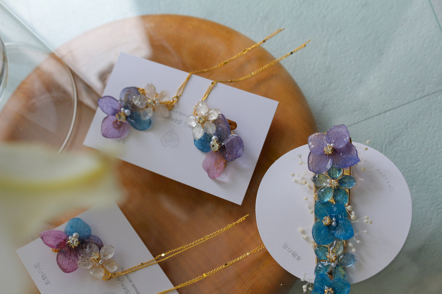 Hydrangea Flying Butterfly No.34 - Clip-on(イヤリング)