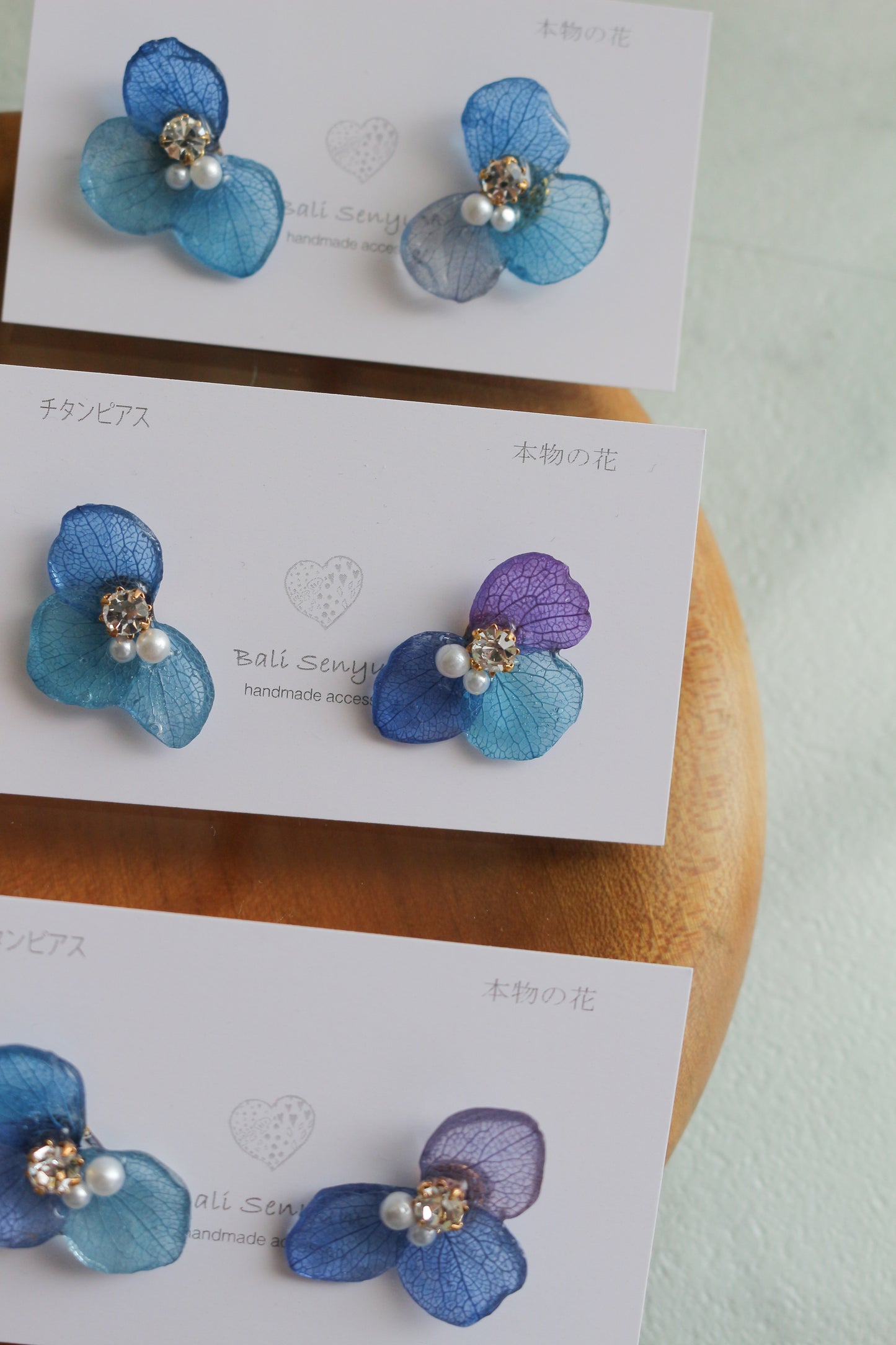 Hydrangea Wing No.129- Titanium Pierce(ピアス)