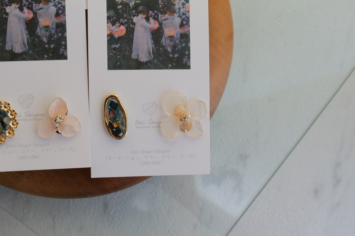 Sargent Inspired Flower and Medallion No.3 イヤリングClip-on