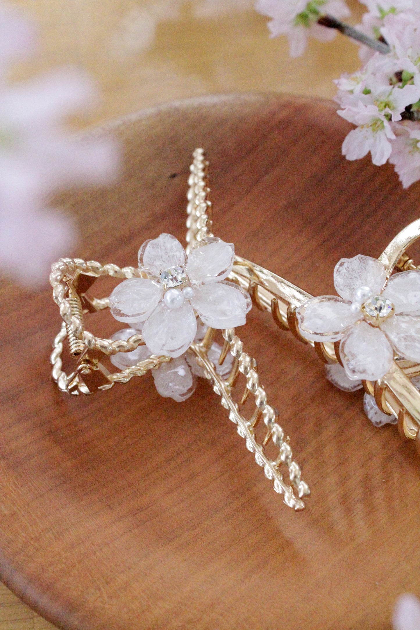 Someiyoshino Sakura Hair Clip - White Big