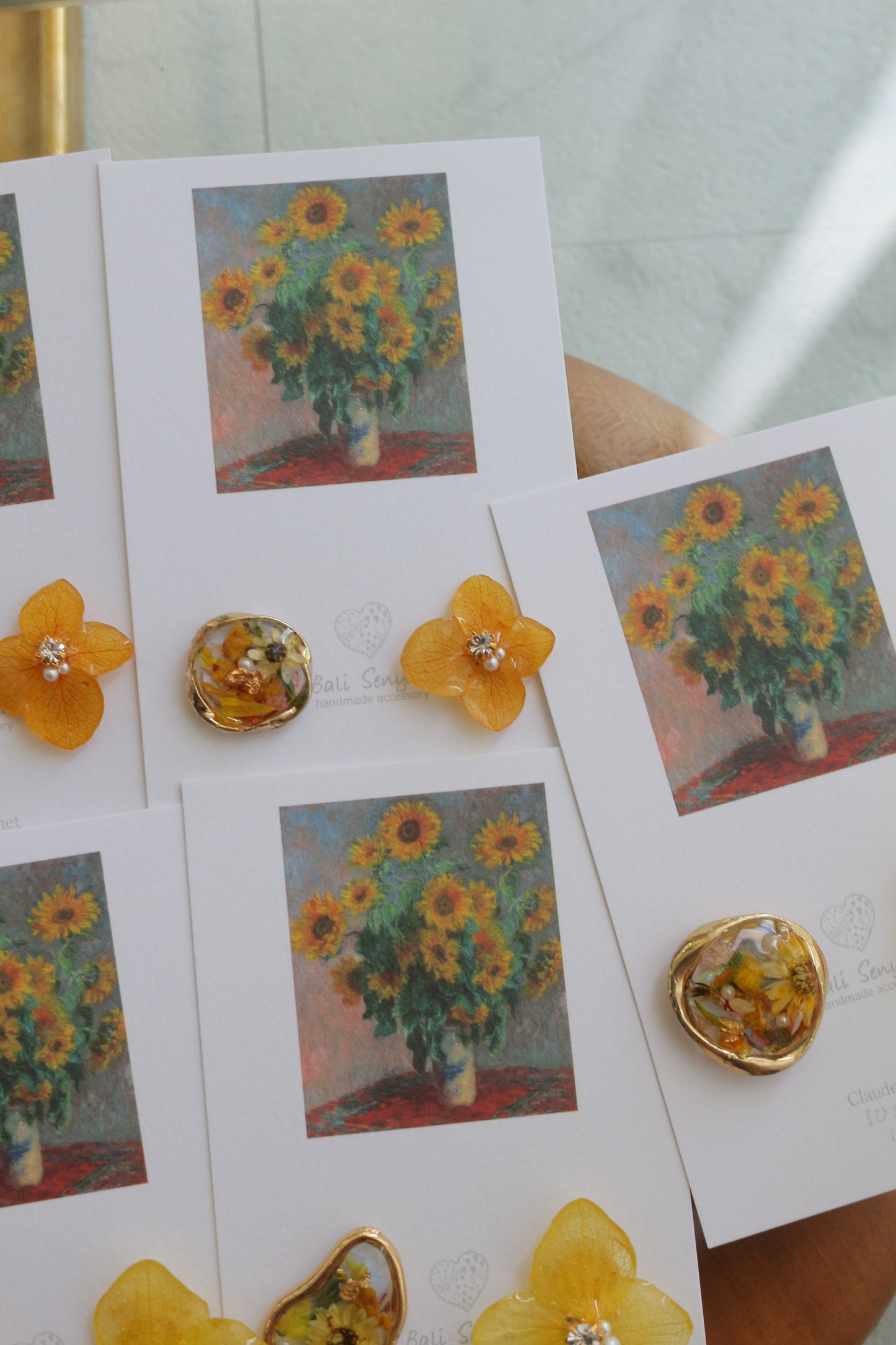 Monet Inspired Flower Earrings No.10 イヤリング Clip-on ひまわり