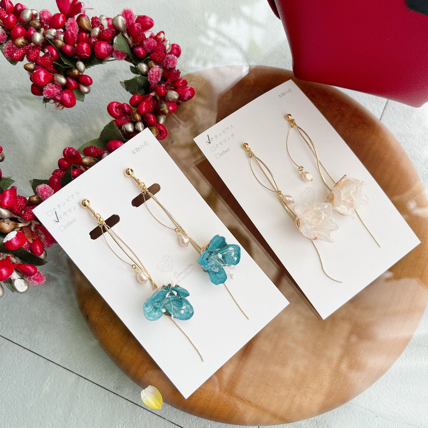 Dangling Flower Earring with Pearl ピアスorイヤリング