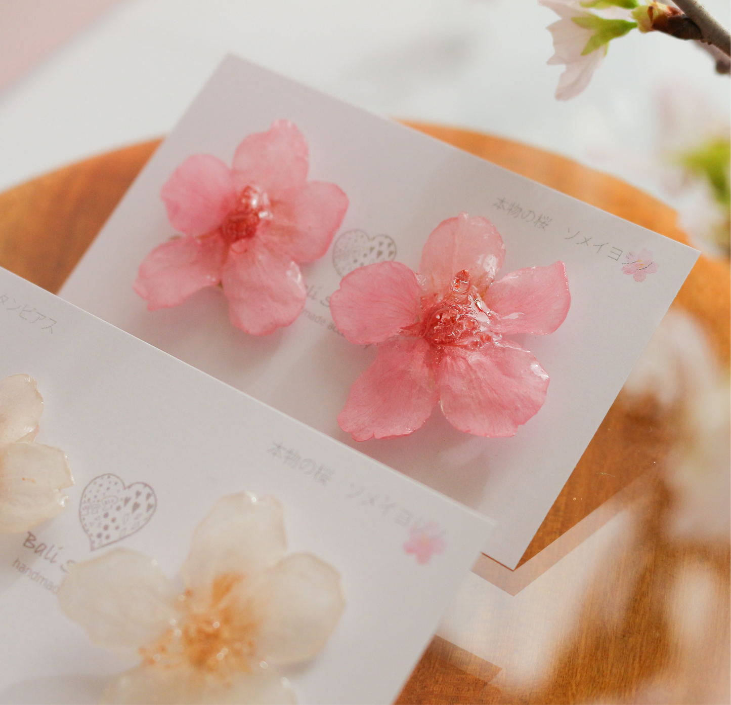 Natural Shape Someiyoshino Sakura Earrings #S004