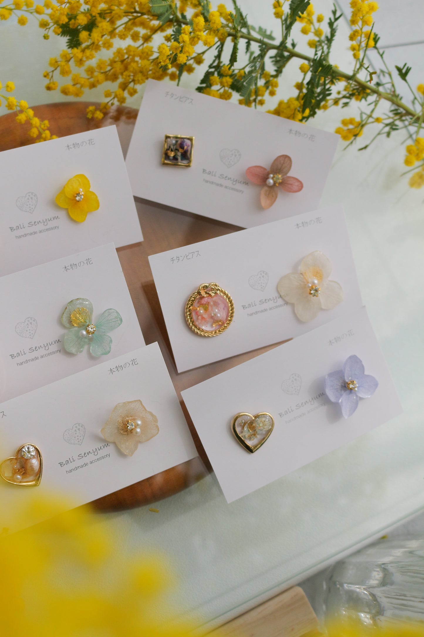 Hydrangea and Flower Medallion チタンピアス Titanium Pierce No.12