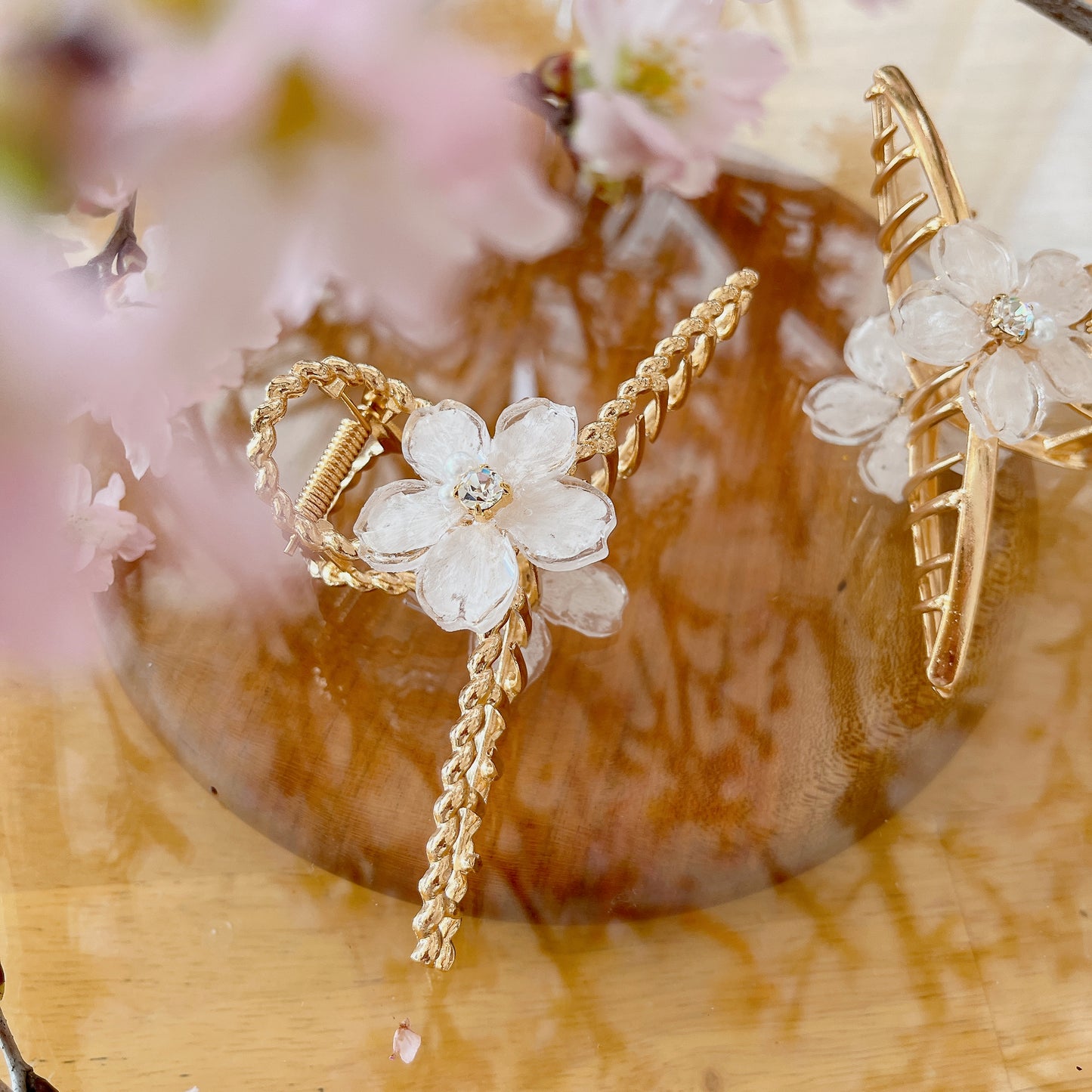 Someiyoshino Sakura Hair Clip - White Big