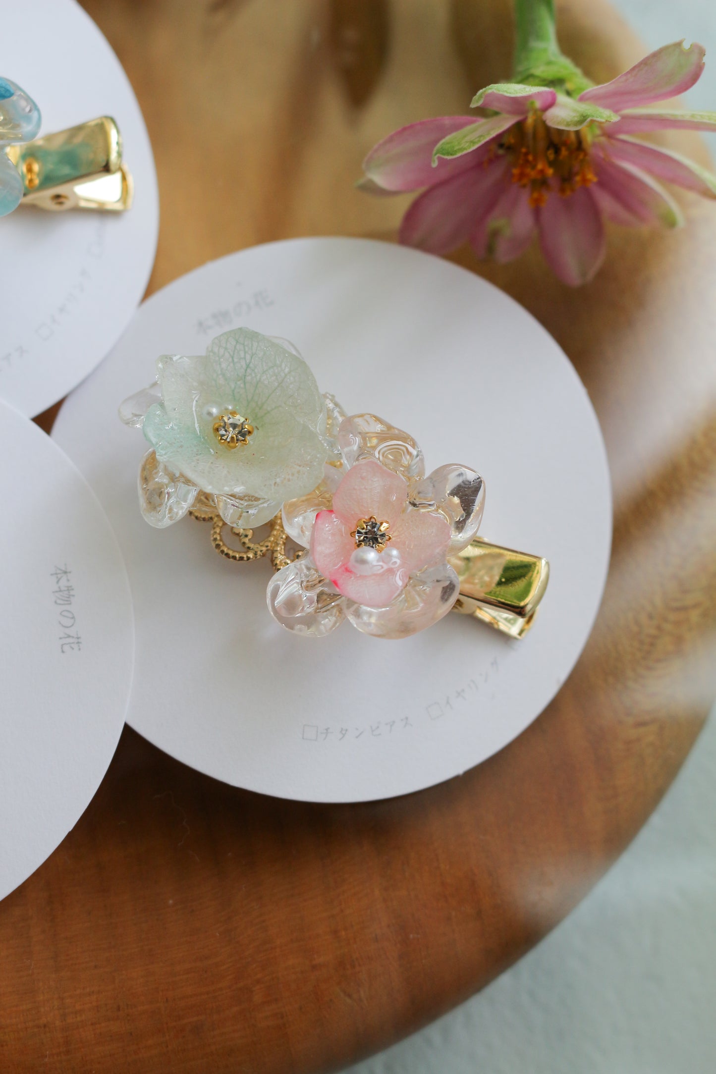 Clear Flowers Hair Clip - No.2