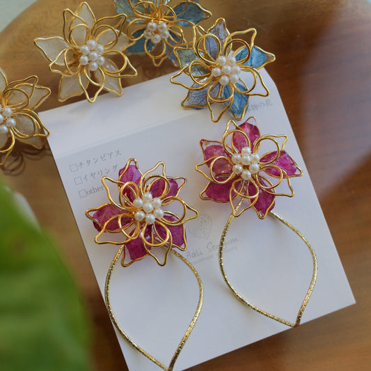 Three Layer Flower with Wave Hoop