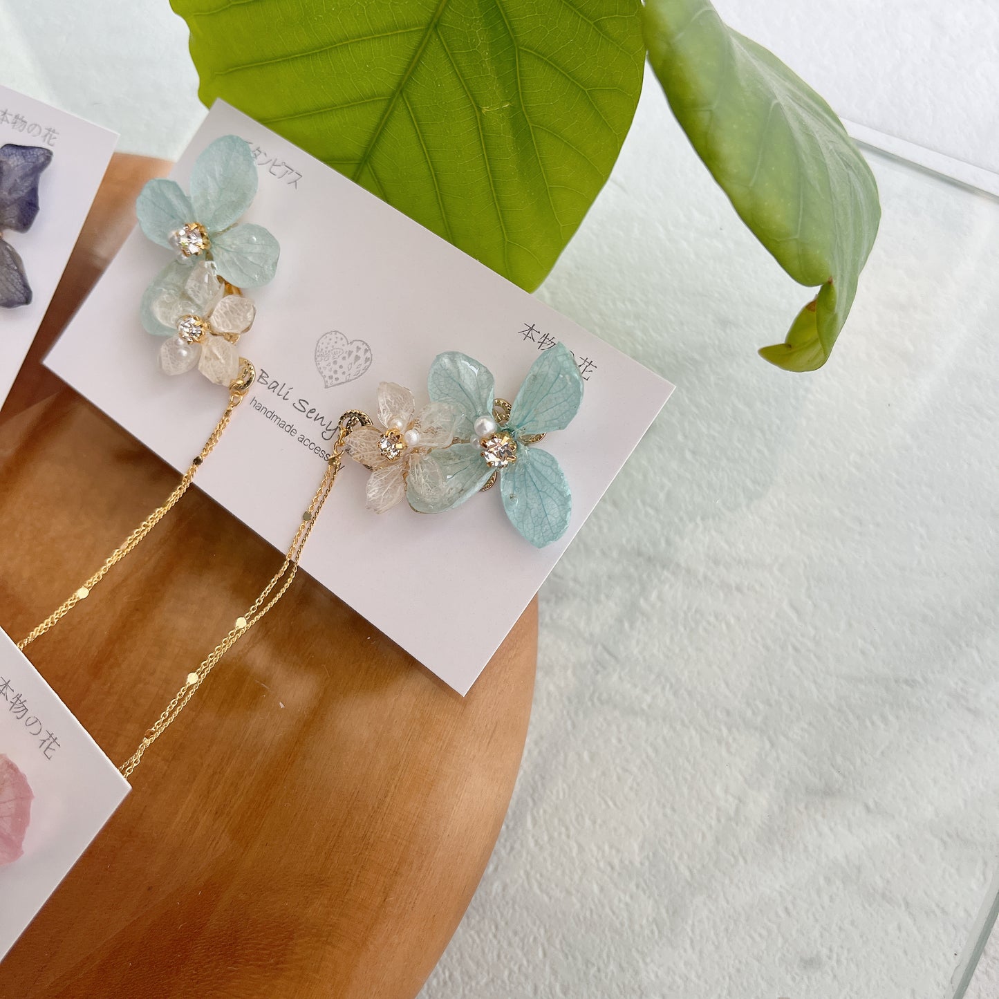 Hydrangea Flying Butterfly No.5- Titanium Pierce(ピアス)