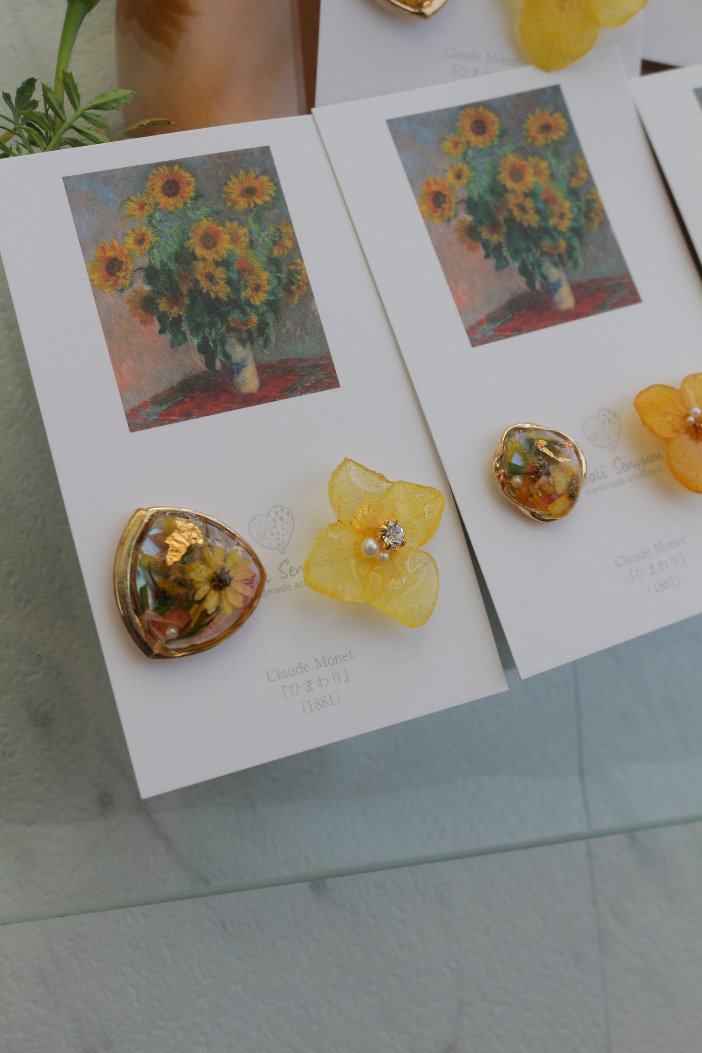 Monet Inspired Flower Earrings No.9 ピアスTitanium Pierce ひまわり