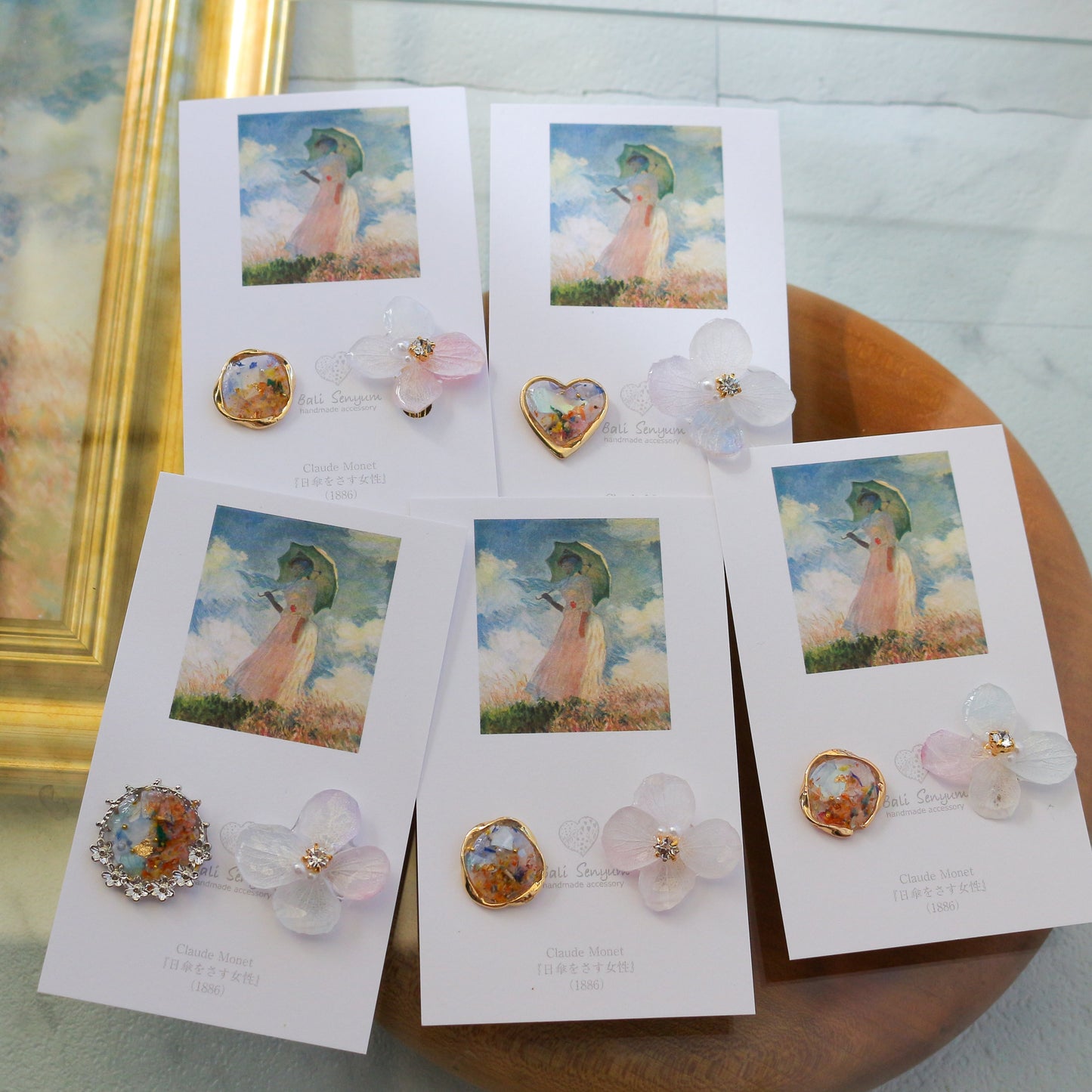 Monet Inspired Flower Earrings No.5 イヤリングClip-on 日傘をさす女性