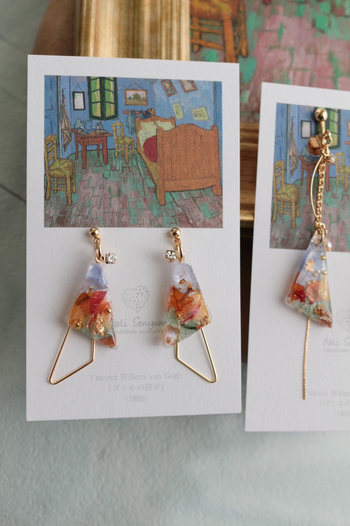 Gogh Inspired Earrings Bedroom in Arles-ゴッホの寝室