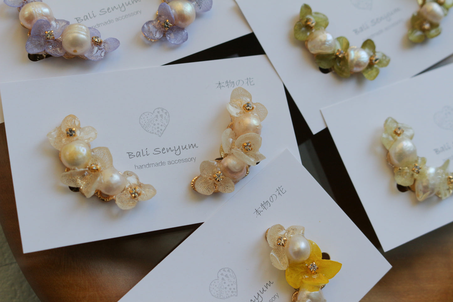 Hanayome Earrings with Pearl - 8 colors