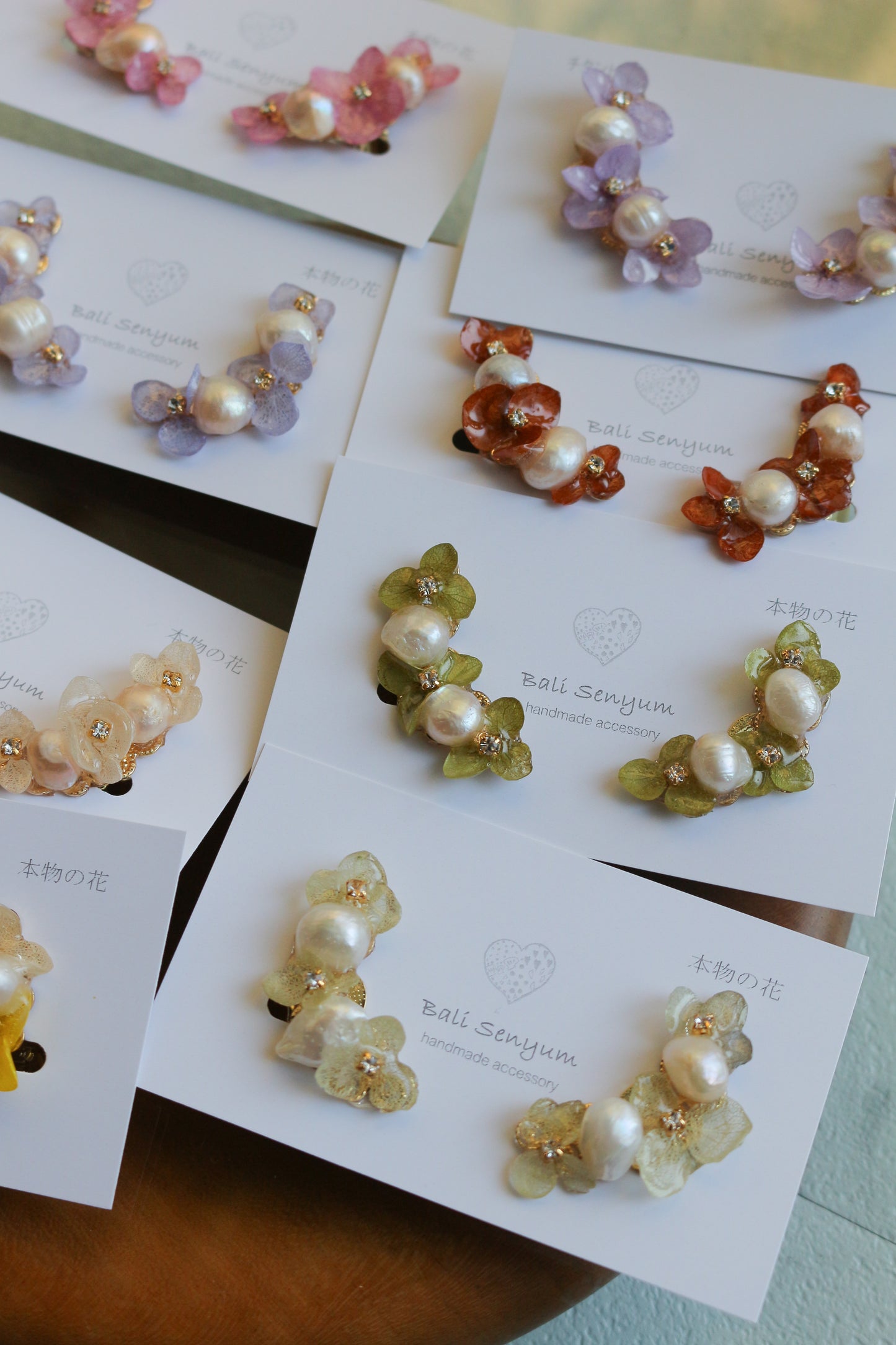 Hanayome Earrings with Pearl - 8 colors