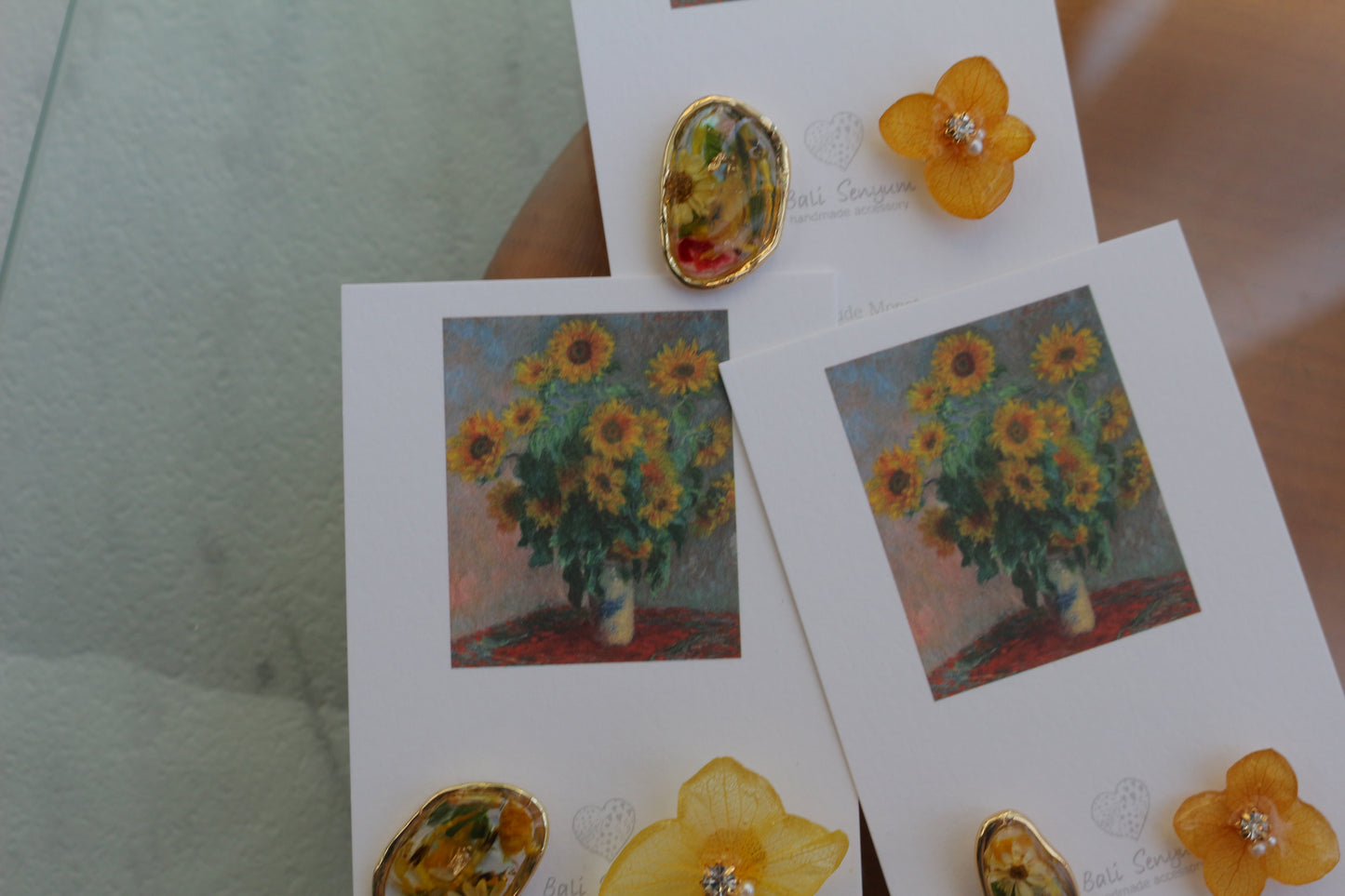Monet Inspired Flower Earrings No.7 ピアスTitanium Pierce ひまわり