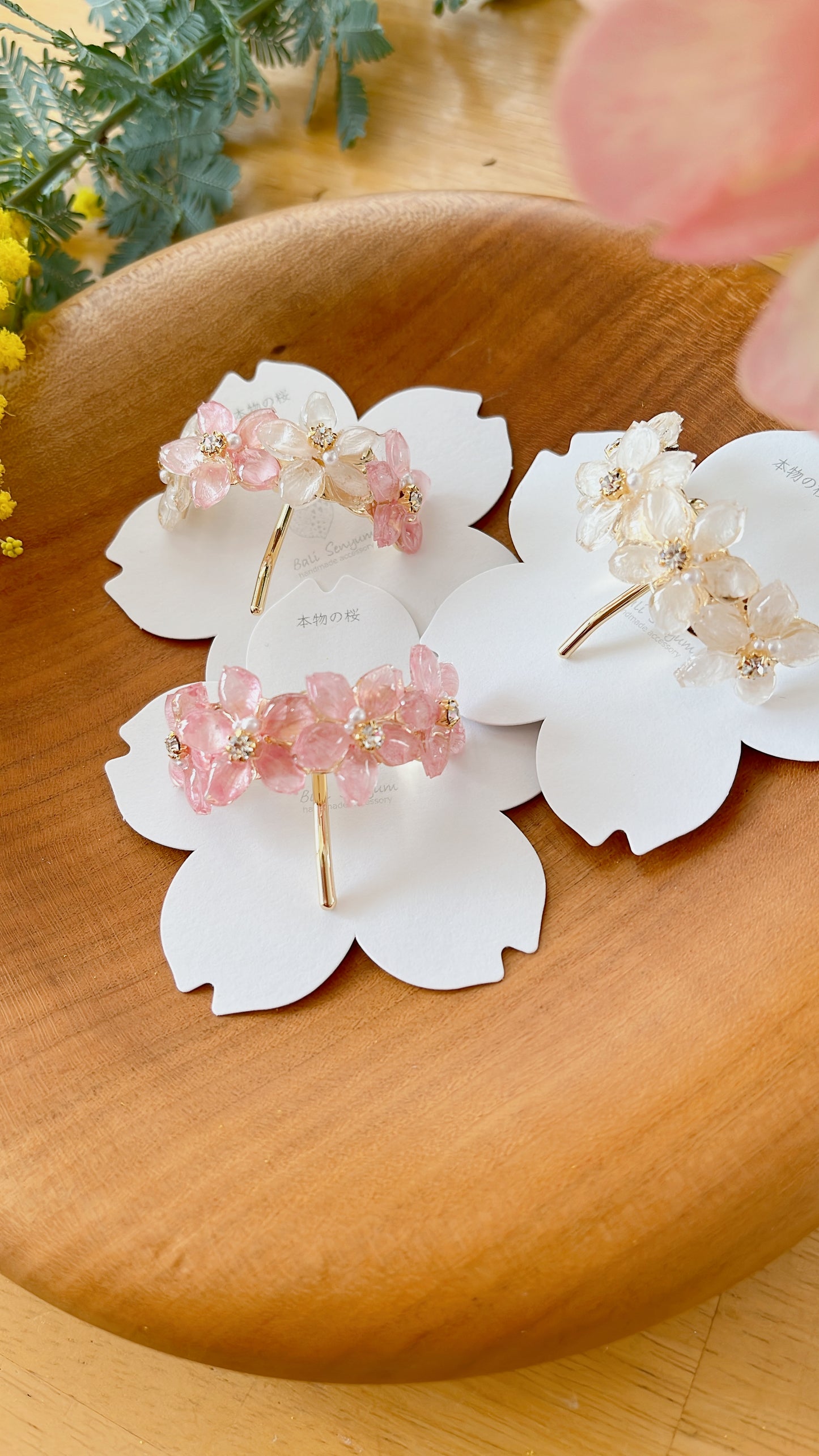Someiyoshino Ponytail Hook Hair Accessory No.19