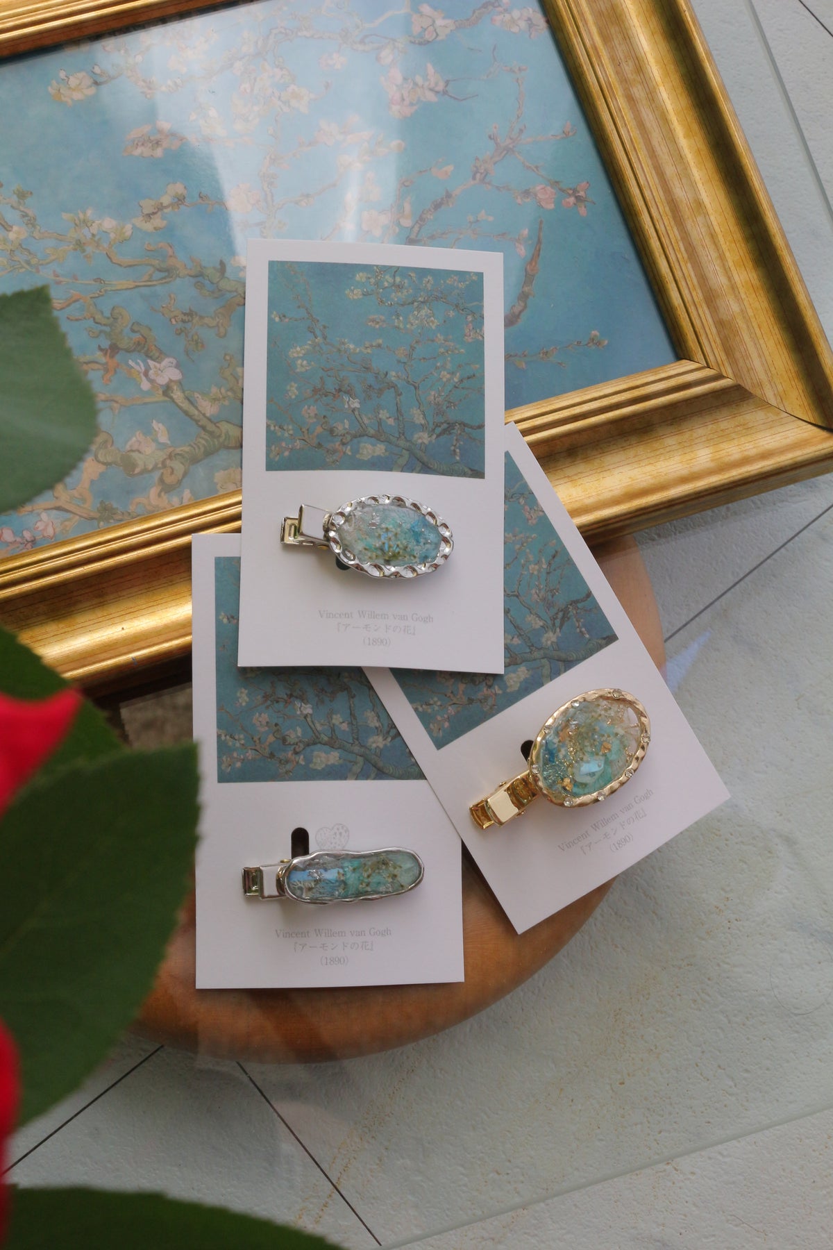 Gogh's Inspired Hair Clip - アーモンドの花