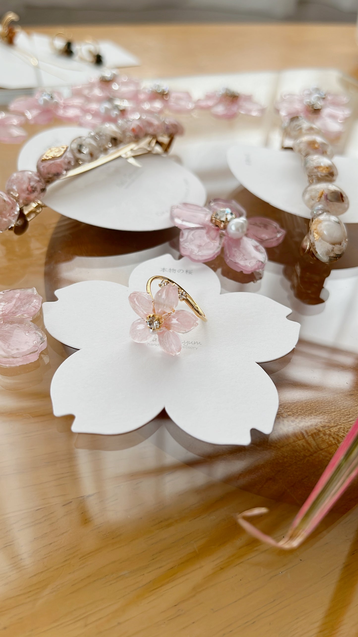 Someiyoshino Sakura Ring with Three Gems NEW