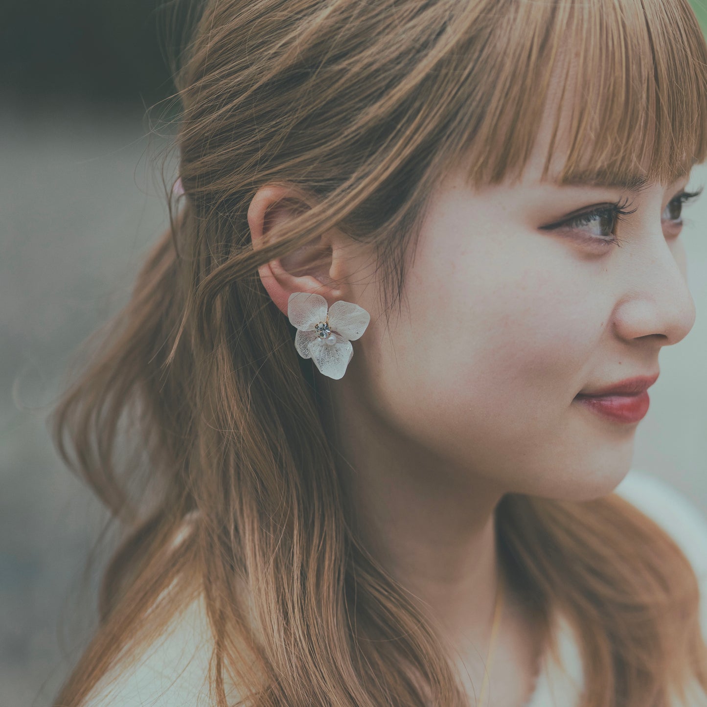 Hydrangea Petal No.56 パーツ選べます。Clip-on or Titanium Pierce