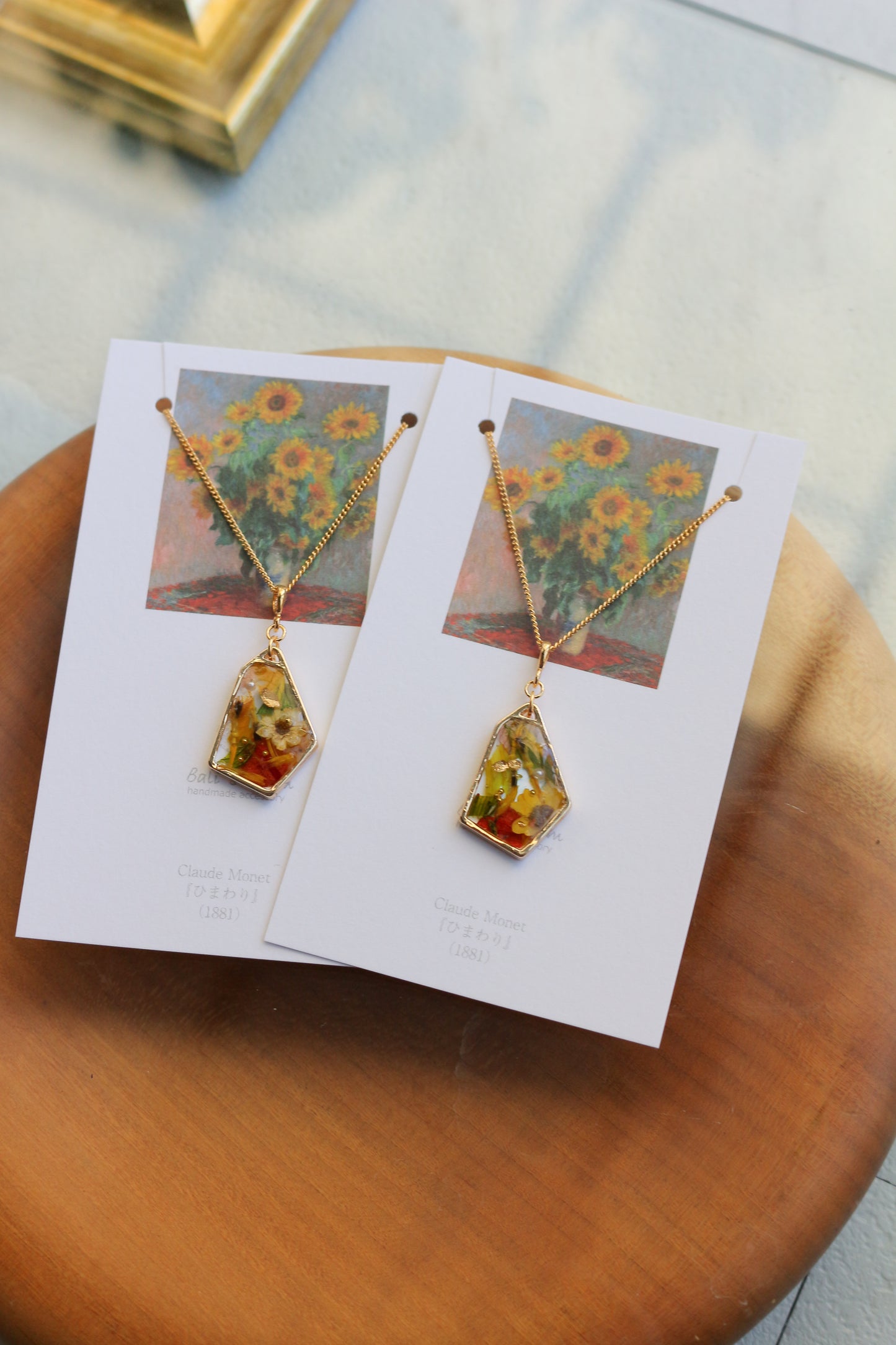 Claude Monet's Sunflowers Inspired Necklace - ひまわり