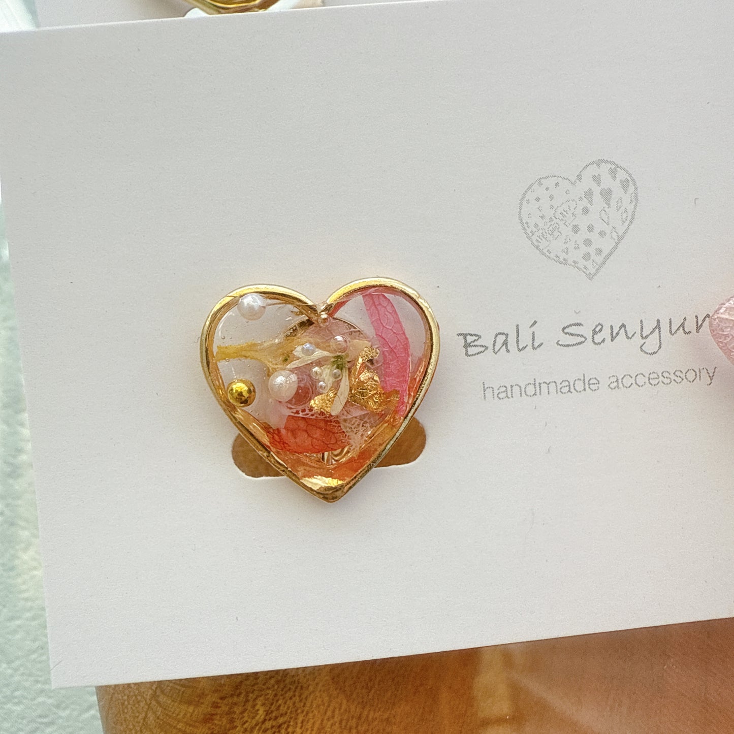 Hydrangea and Flower Medallion イヤリング Clip-on No.15