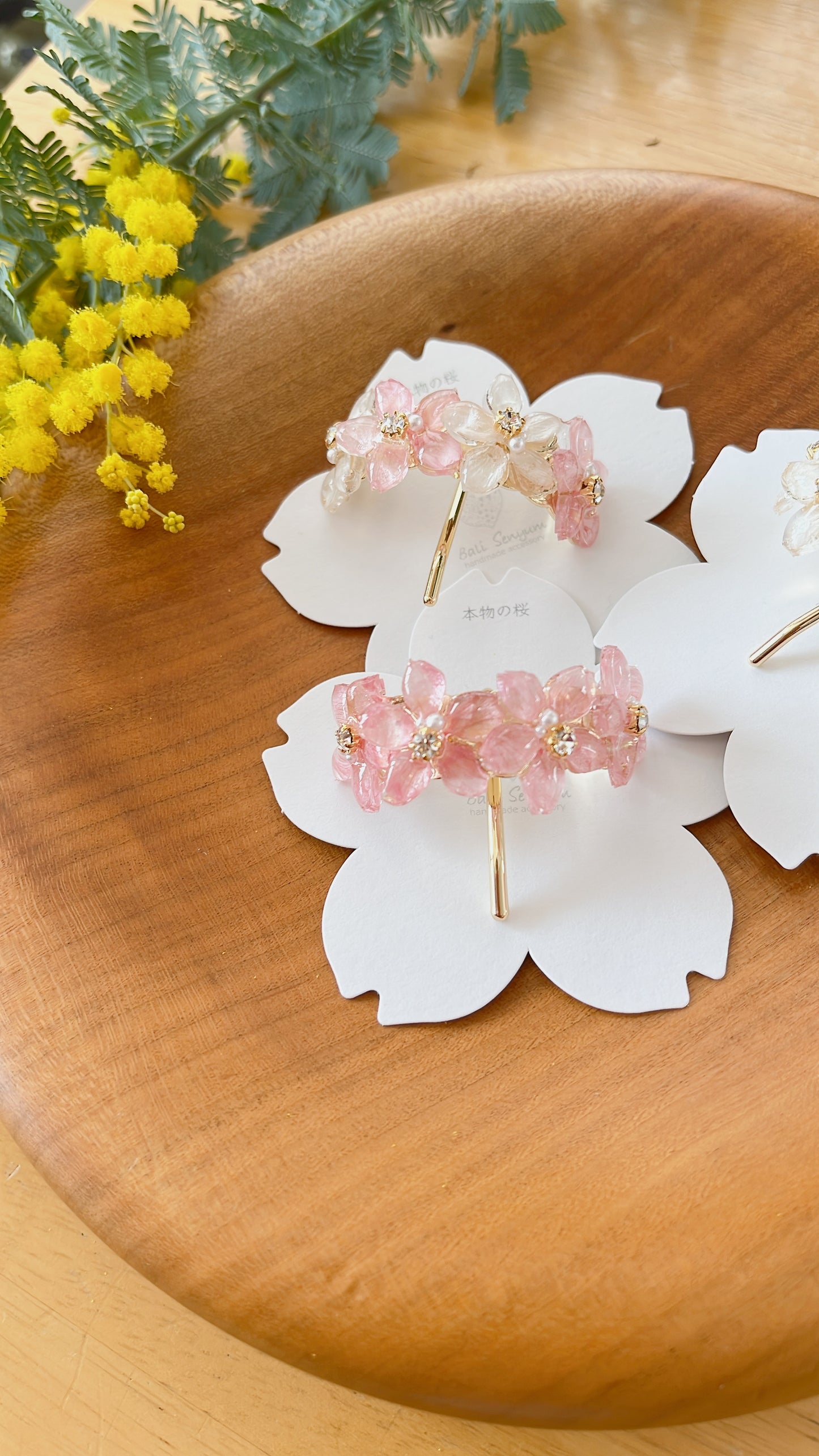 Someiyoshino Ponytail Hook Hair Accessory No.19