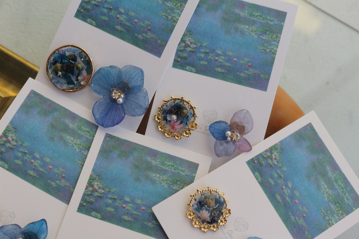 Monet Inspired Flower and Medallion No.11 ピアスTitanium Pierce 睡蓮