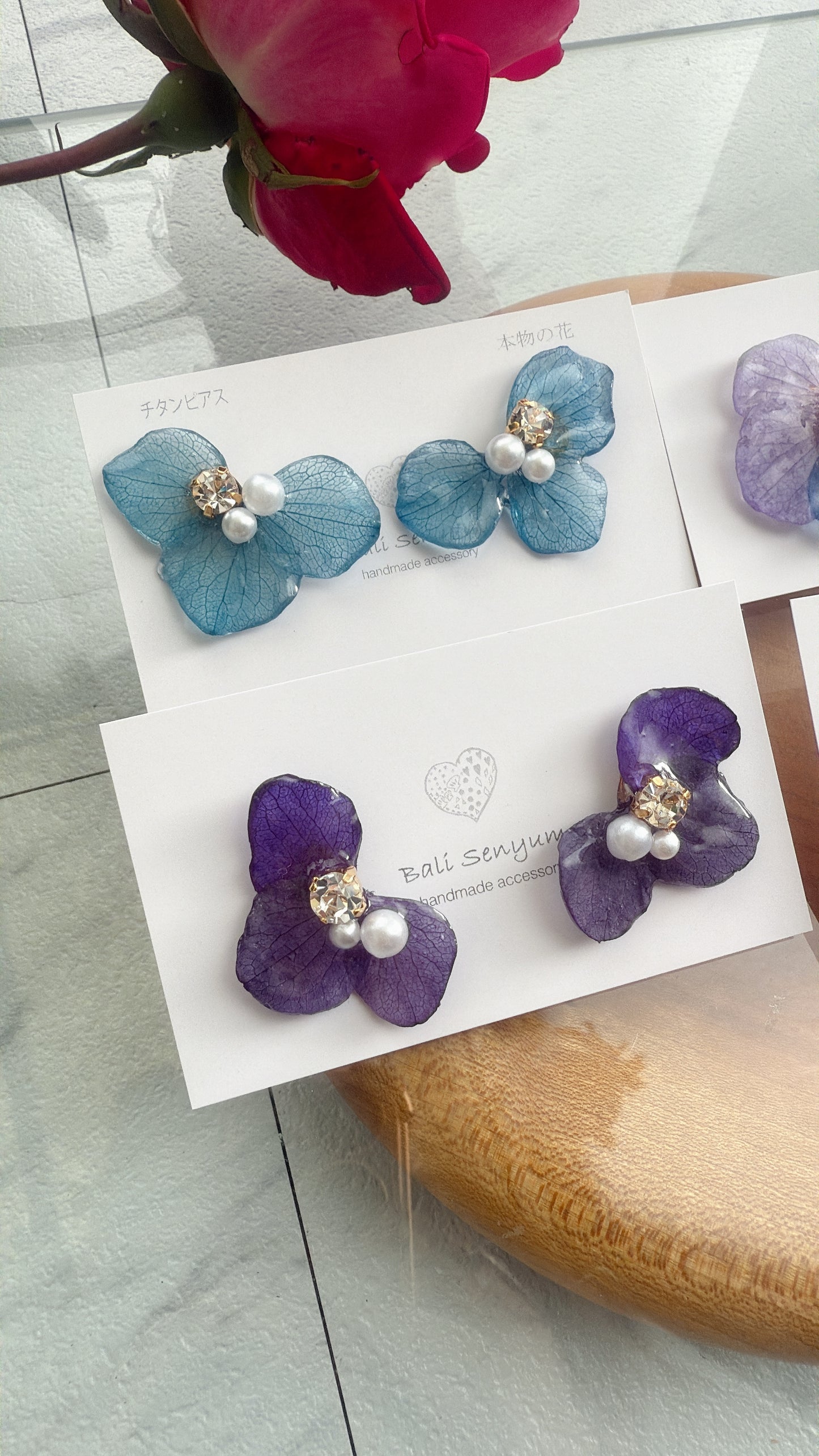 Hydrangea Wing No.113- Titanium Pierce(ピアス)