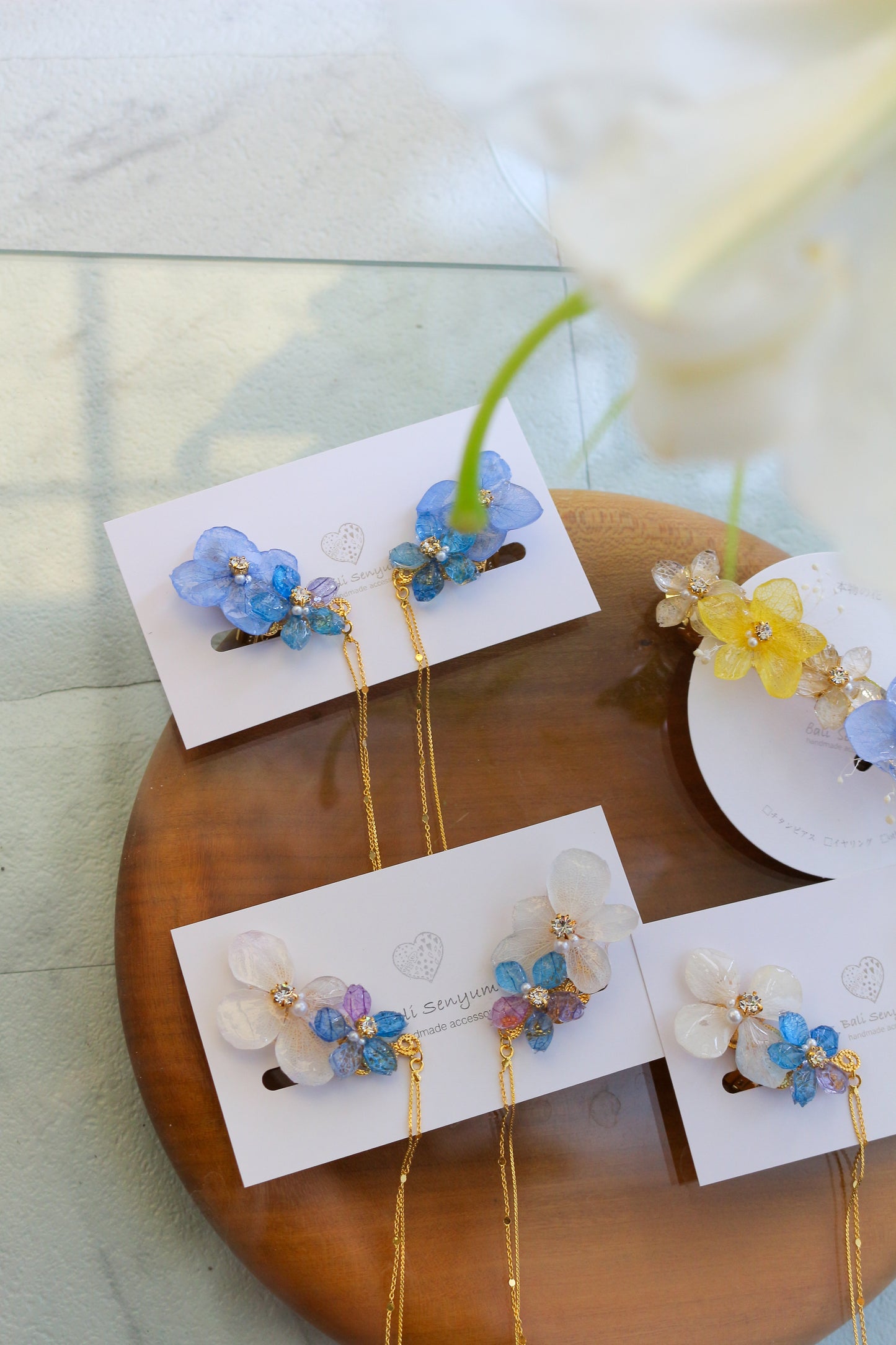 Hydrangea Flying Butterfly No.32 - Clip-on(イヤリング)
