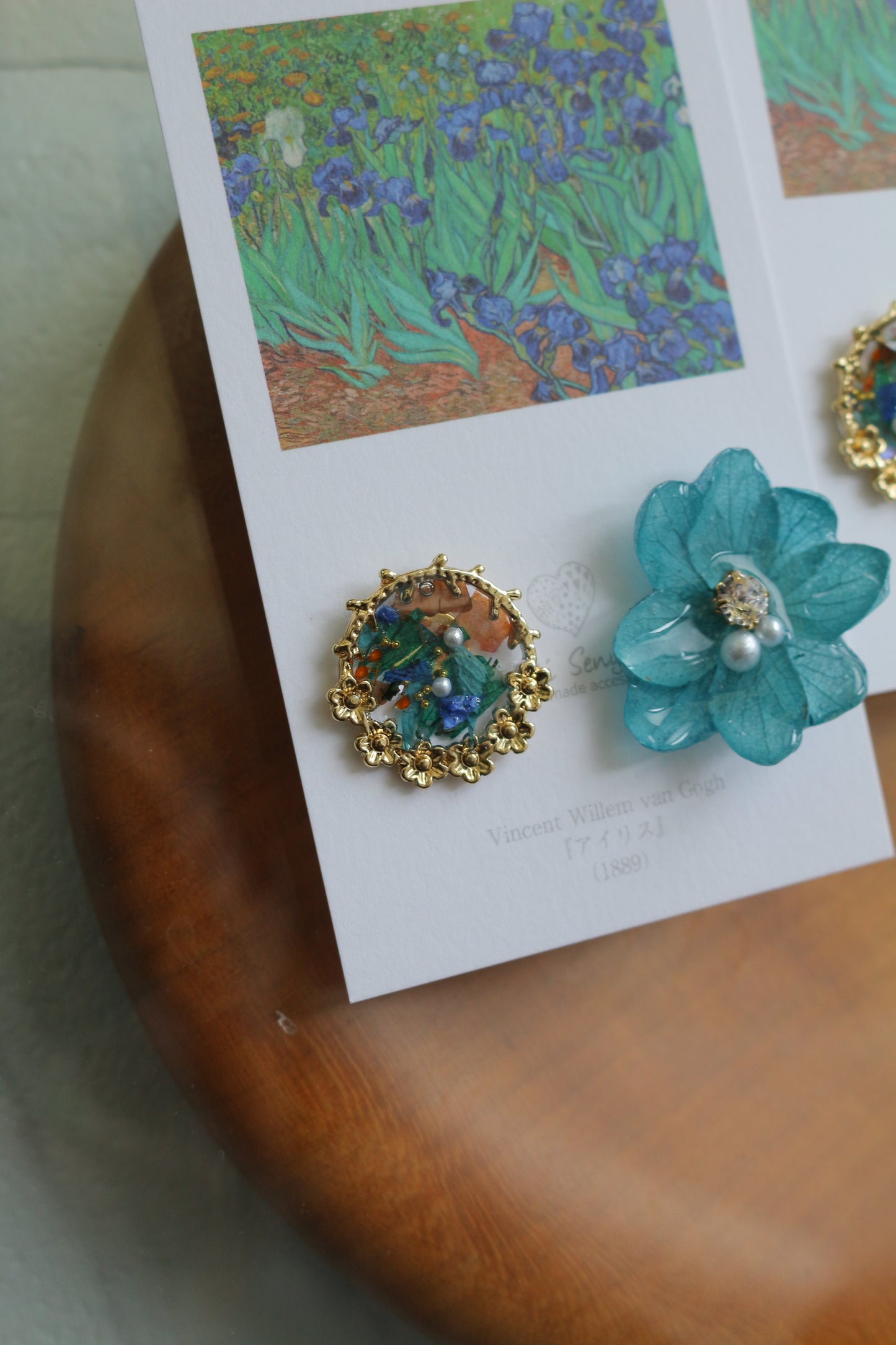 Gogh Inspired Flower and Medallion No.2 Titanium Pierceチタンピアス アイリス