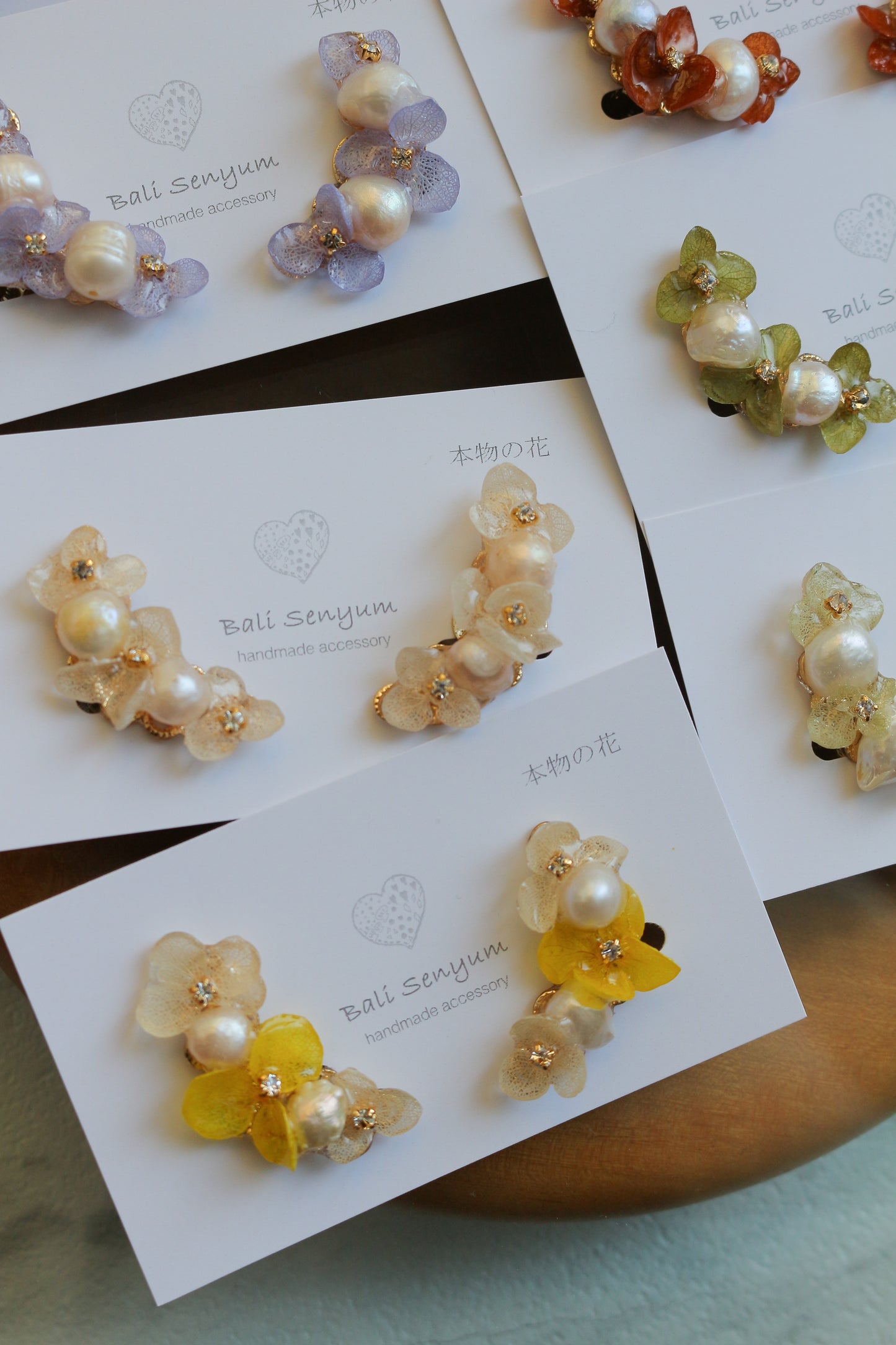 Hanayome Earrings with Pearl - 8 colors