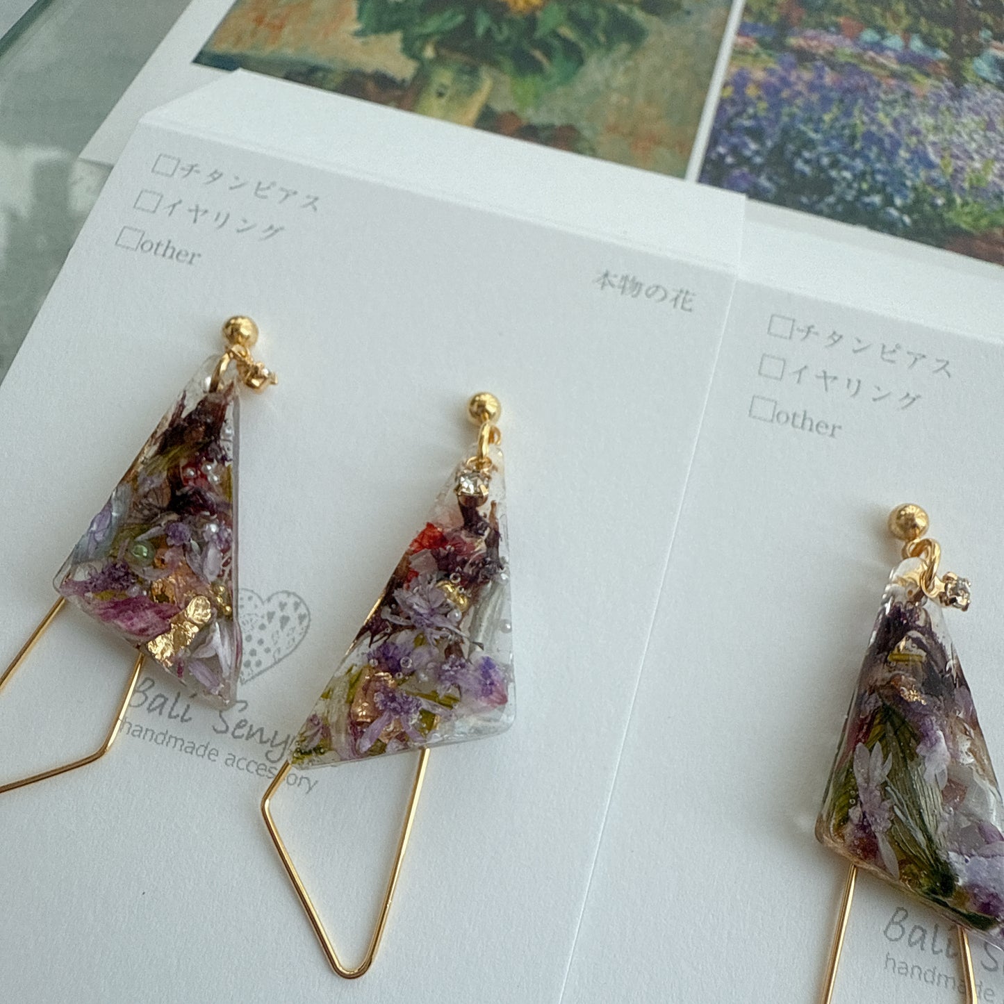 Claude Monet Garden in Giverny Inspired Triangular Floral Earrings - モネの庭のアヤメ No.2