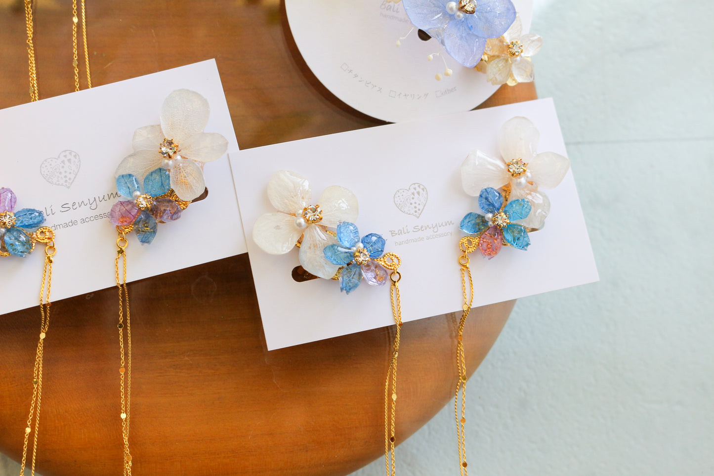 Hydrangea Flying Butterfly No.32 - Clip-on(イヤリング)