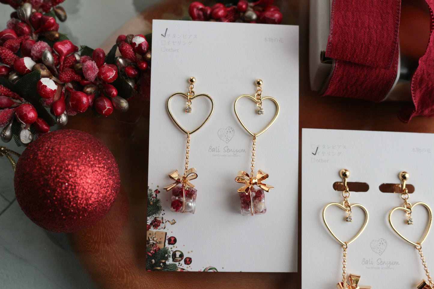 Christmas Heart Earring