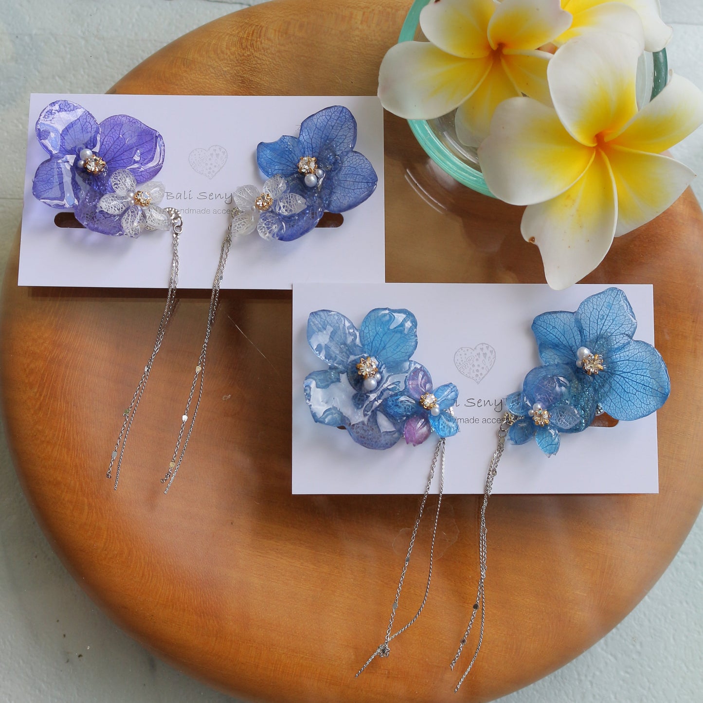 Hydrangea Flying Butterfly No.31 - Clip-on(イヤリング)