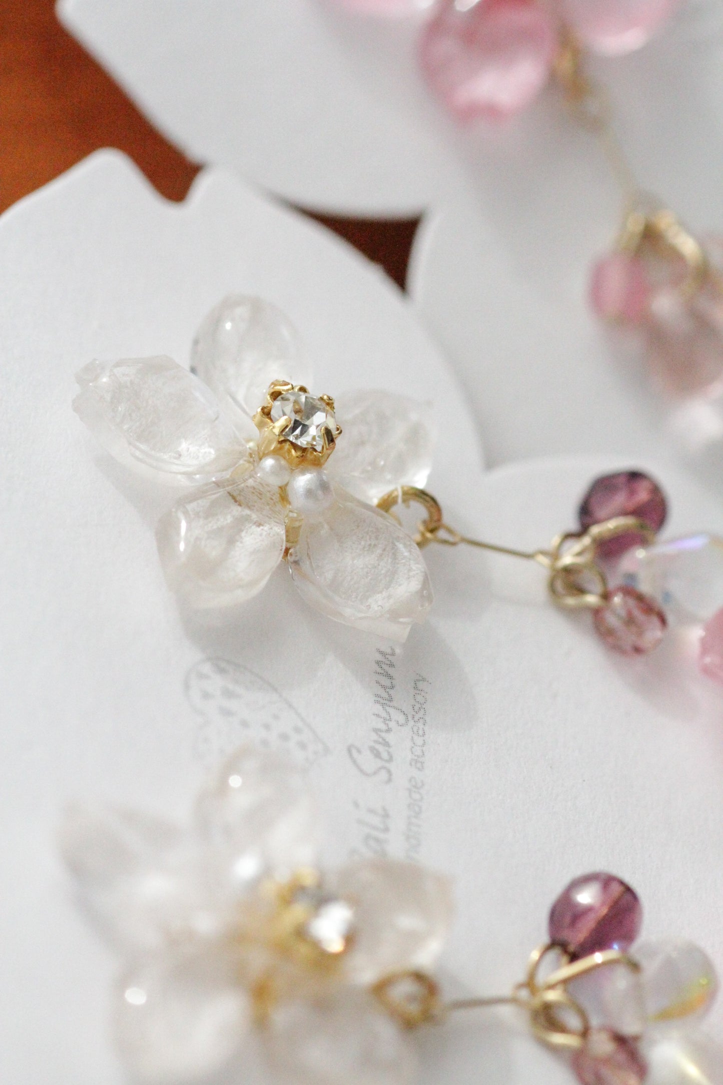 Someiyoshino Sakura Earrings with Petal and Bead Bouquet No.2 #S012