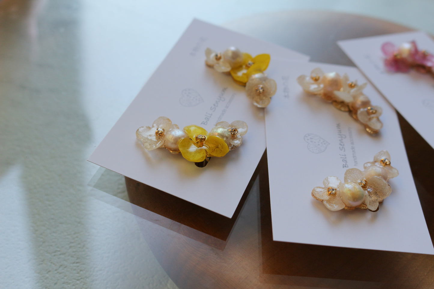 Hanayome Earrings with Pearl - 8 colors