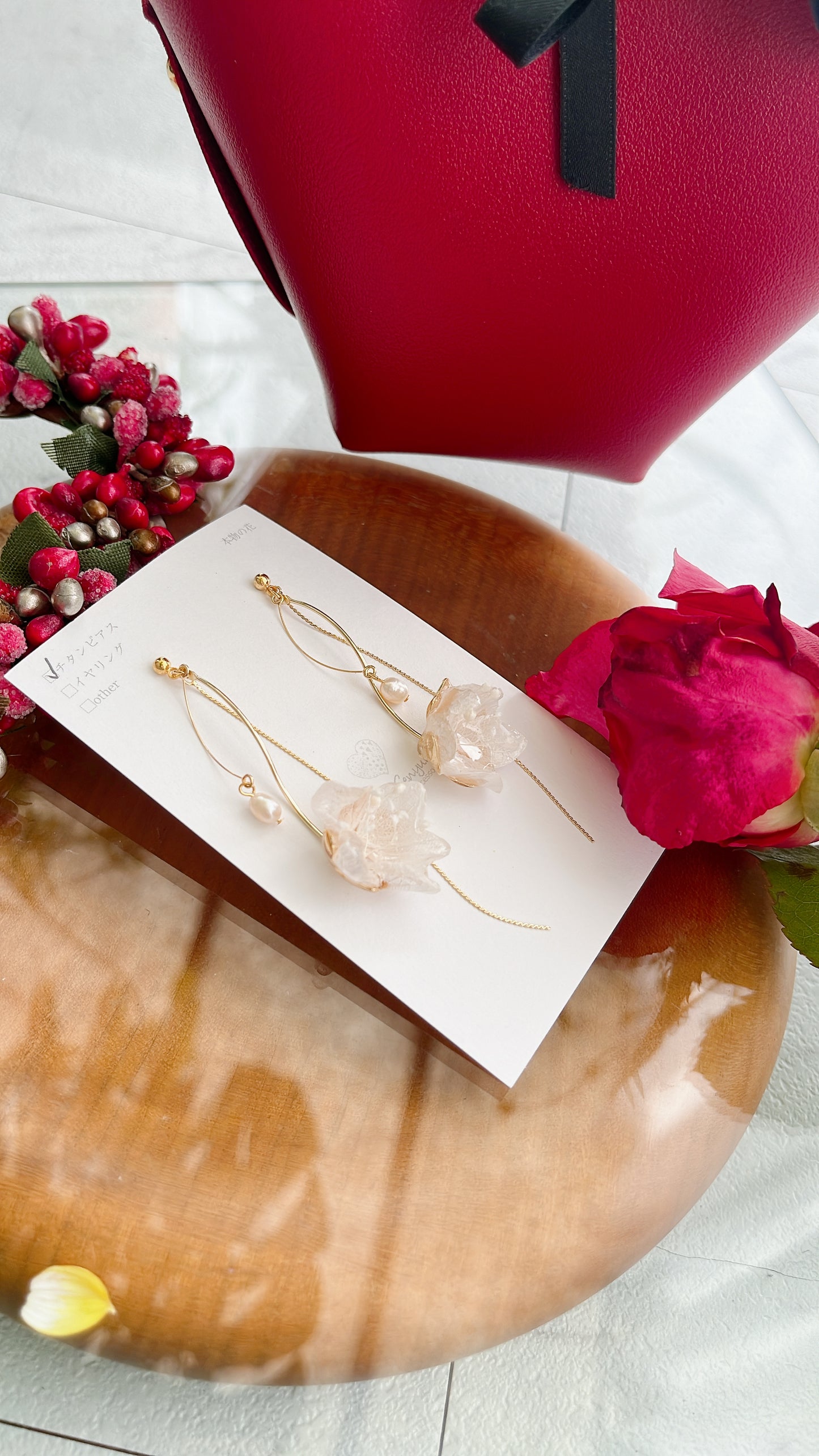 Dangling Flower Earring with Pearl ピアスorイヤリング