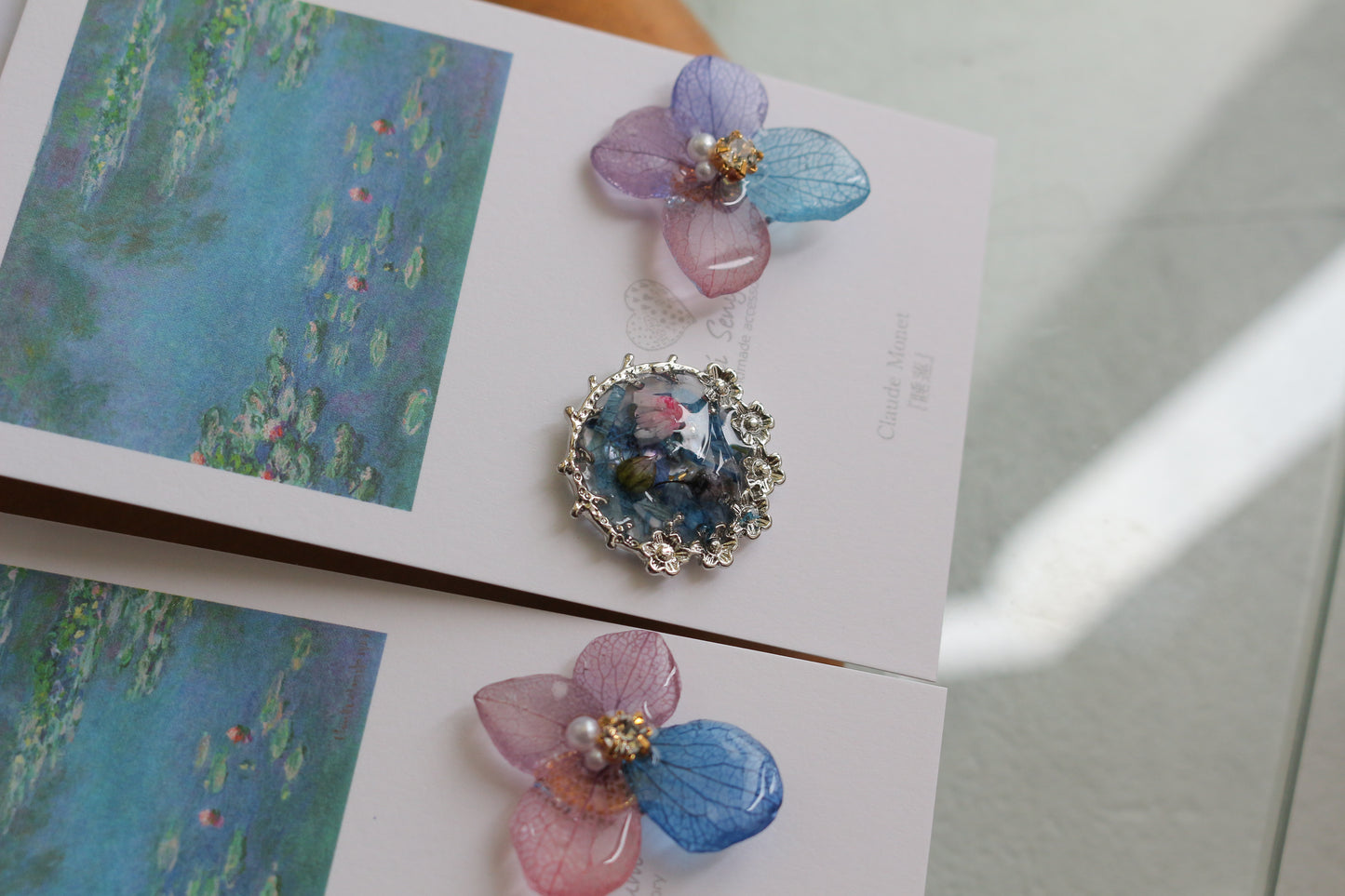 Monet Inspired Flower and Medallion No.9 ピアスTitanium Pierce 睡蓮
