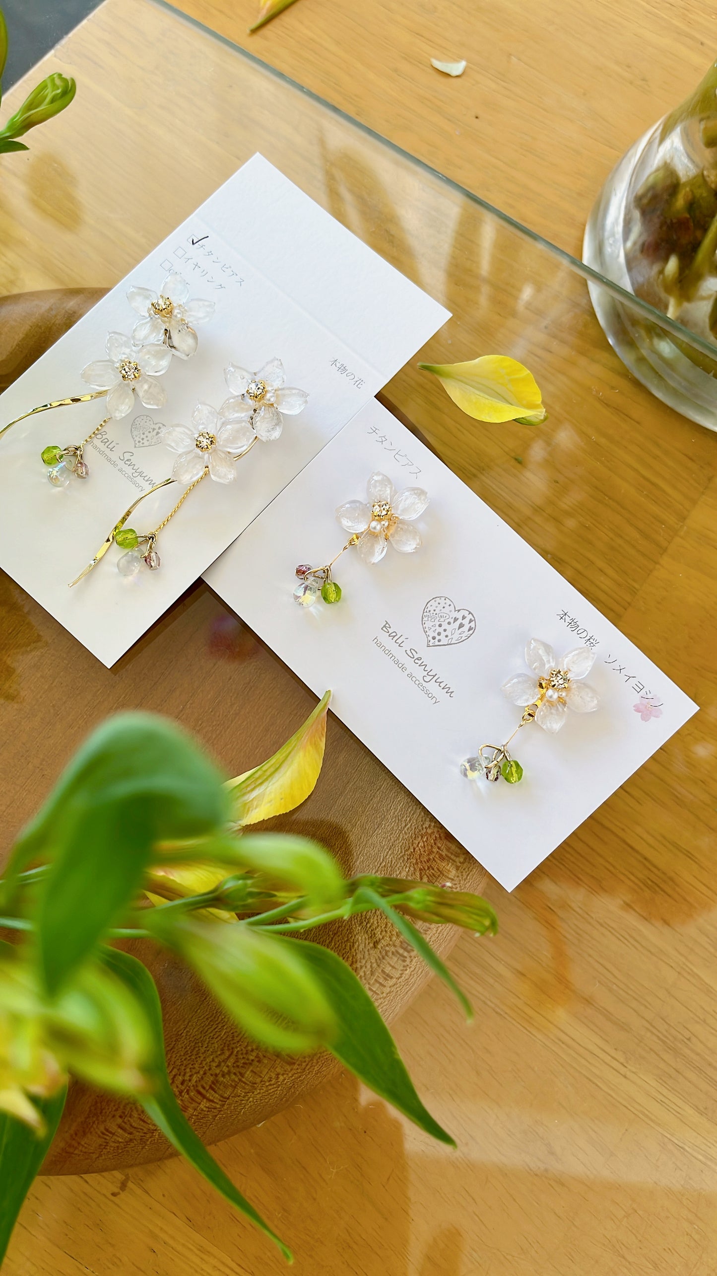 Real "Someiyoshino" Sakura Earring Kumamoto Homage- 緑桜の御衣黄   モチーフ