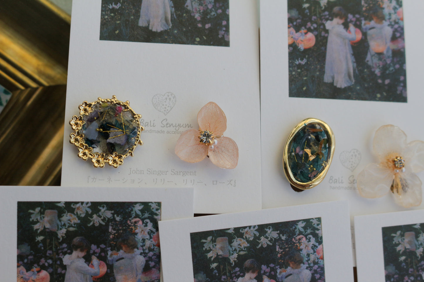 Sargent Inspired Flower and Medallion No.3 イヤリングClip-on