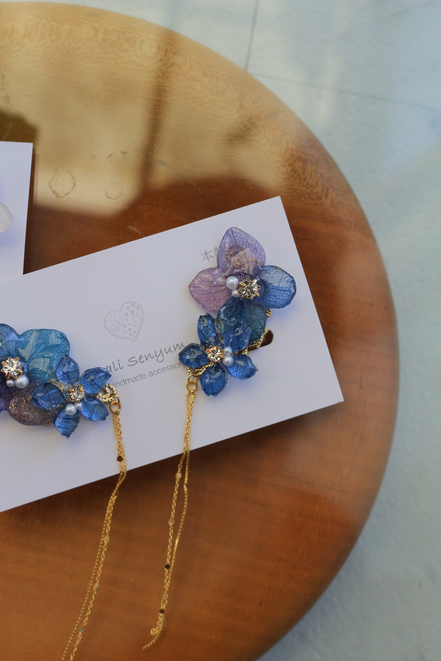 Hydrangea Flying Butterfly No.36 - Clip-on(イヤリング)