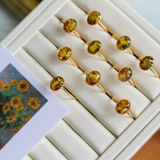 Claude Monet's Sunflowers Ring No.1 - ひまわり