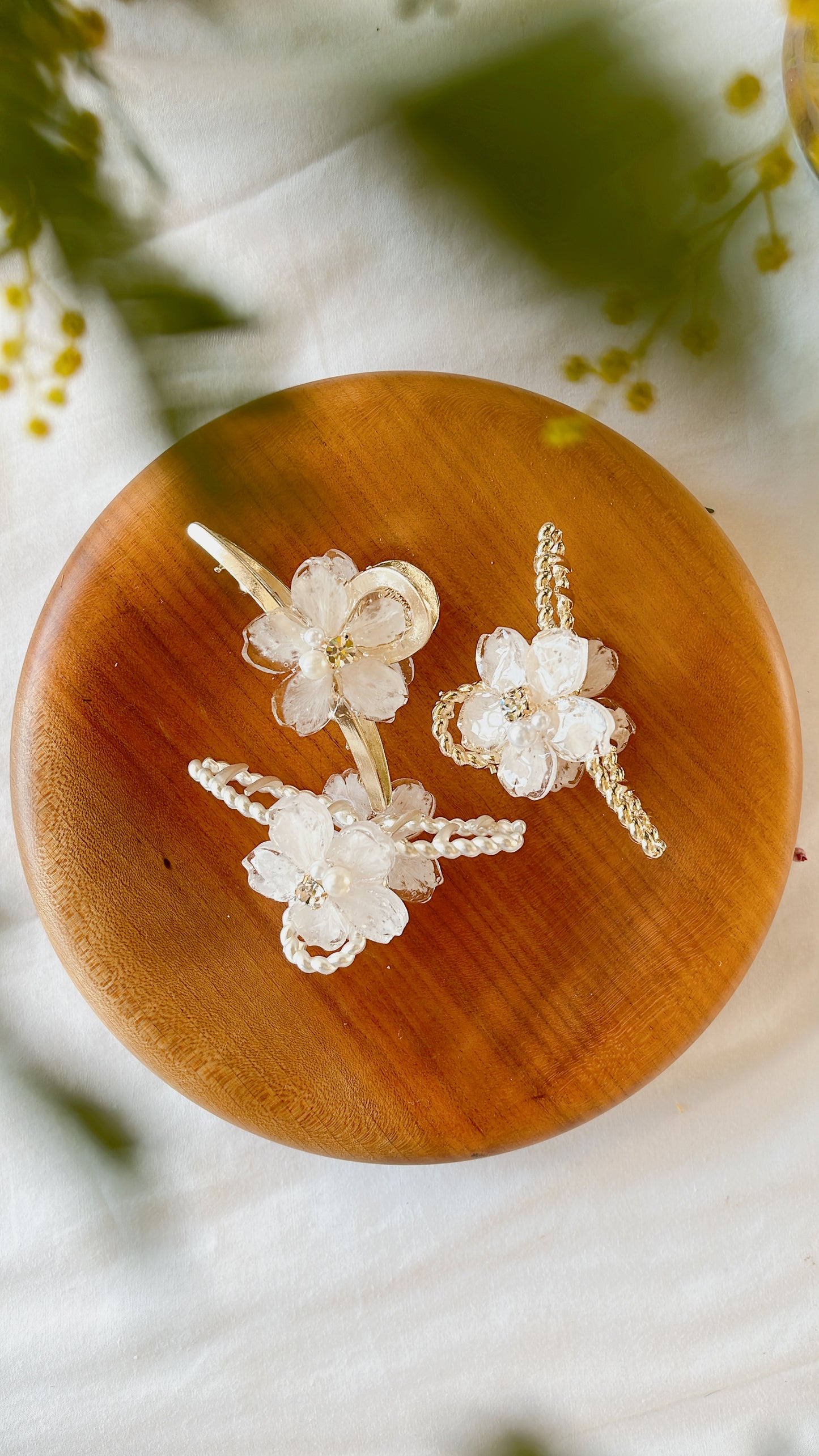 Someiyoshino Sakura Hair Clip - White #S010