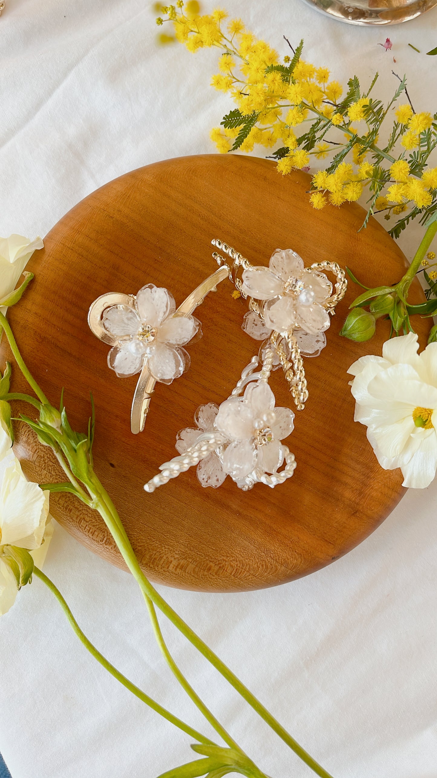 Someiyoshino Sakura Hair Clip - White #S010