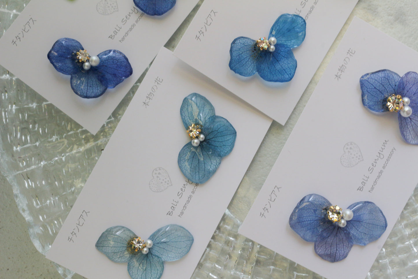 Hydrangea Wing No.147- Titanium Pierce(ピアス）